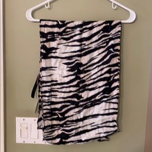 Lady’s scarf. Animal print